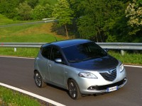 Lancia Ypsilon photo