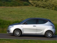 Lancia Ypsilon photo