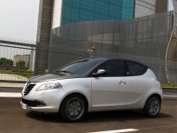Lancia Ypsilon photo