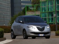 Lancia Ypsilon photo