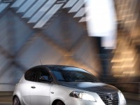 Lancia Ypsilon photo