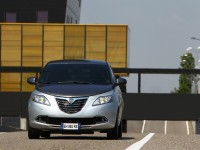 Lancia Ypsilon photo